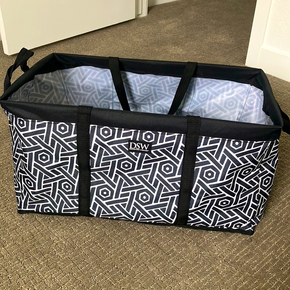 Collapsible Patterned Storage Tote - Picture 2 of 3